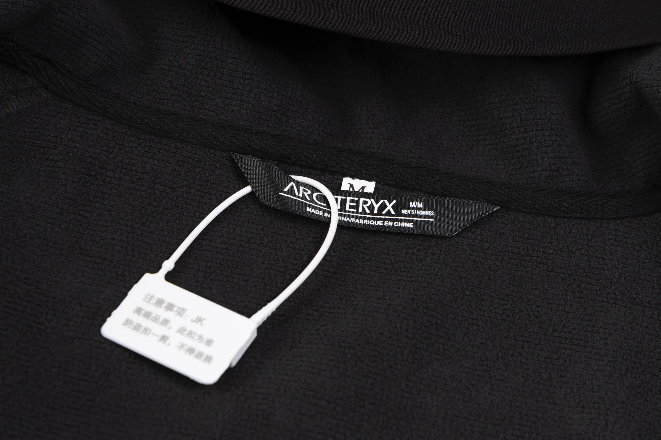 ARCTERYX GAMMA MX 100％ Series（essentials） gamma mx :Fortius 2.0 :85% ，15% :94% ，6% Gamma ，MX ， ， ， Gamma MX Top Seller， ， Series， ， ; Gamma MX ， ， ， ， ; ，New Arrival ， ， DWR ， ， ，Breathable Wind Stopper ， ， Series